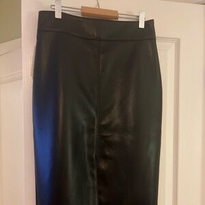 Aritzia skirt